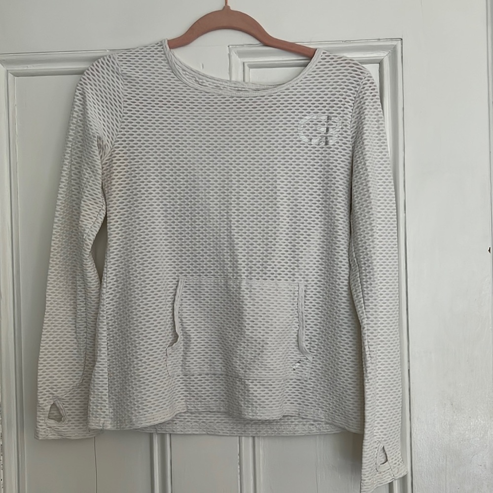 CYCLEBAR WHITE AND SILVER TOP